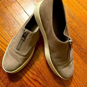 Vince Gray suede shoes